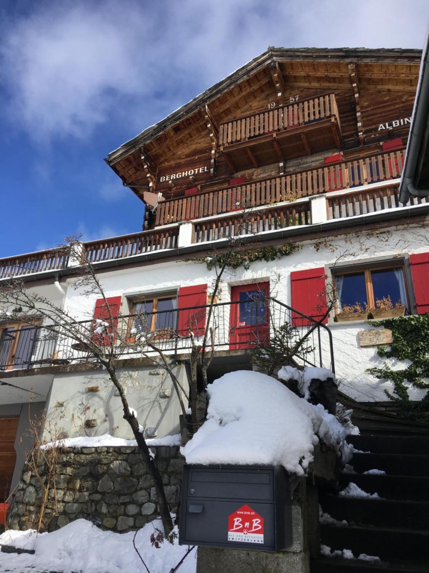 La Demeure Des Elfes Panzió Albinen Kültér fotó